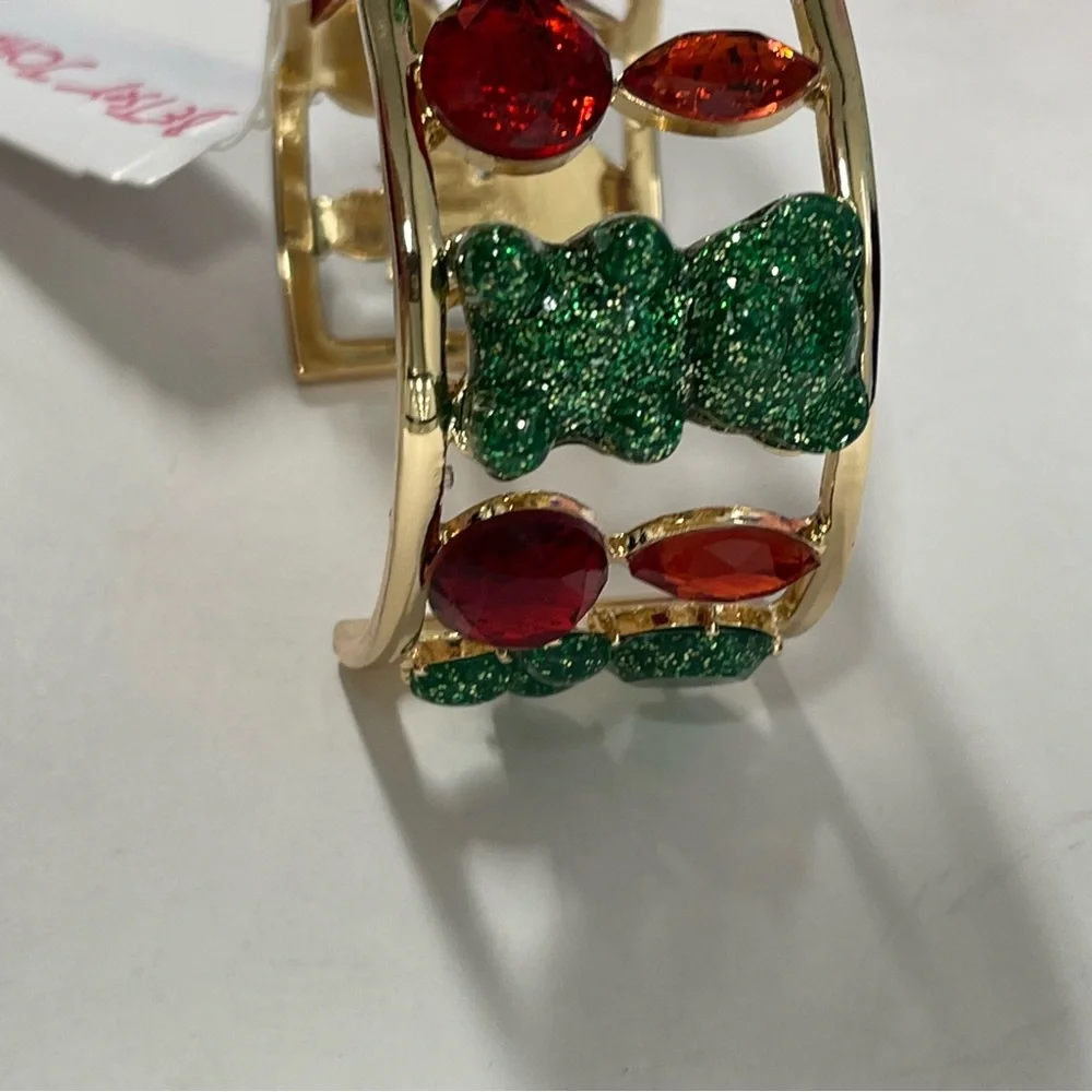 🐻BETSEY JOHNSON GUMMY BEAR BRACELET